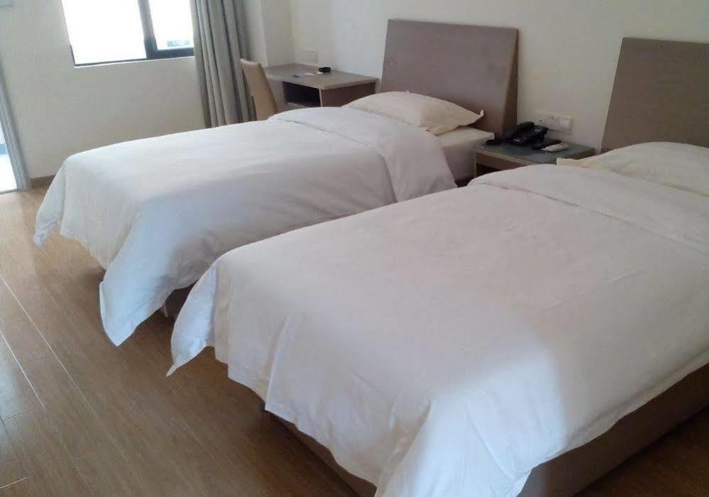 Dongguan Silver World Garden Hotel Exterior foto